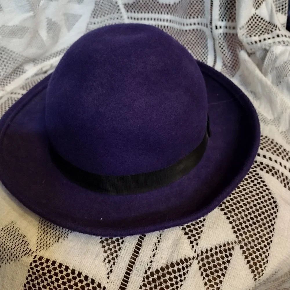 Wool bolo hat
